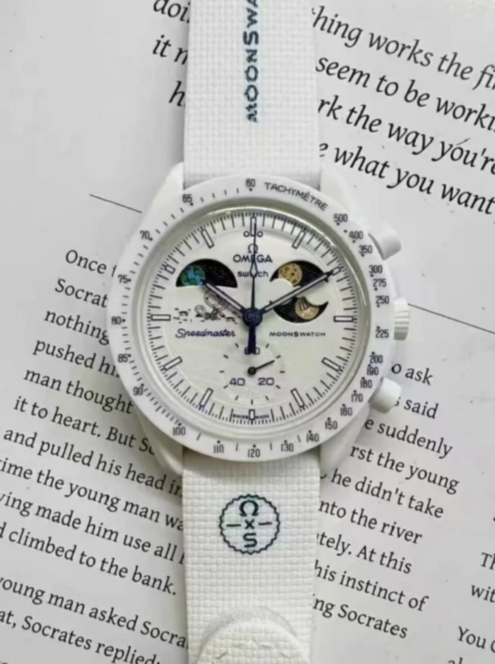 Omega Swatch Mission To The Moon Phase Chronograph Wrist Watch - Picture 2 of 5